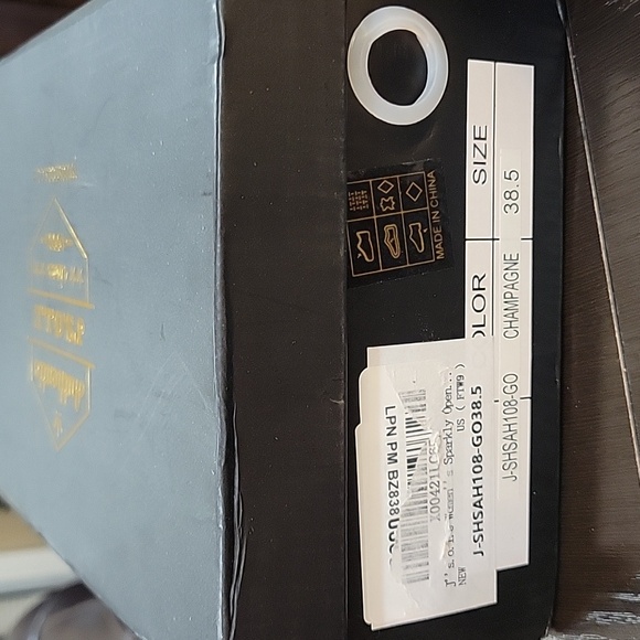 J's.o.l.e Champagne Bling open toe low block heel Rhinestone sandal sz…8.5  💖 - Picture 12 of 13